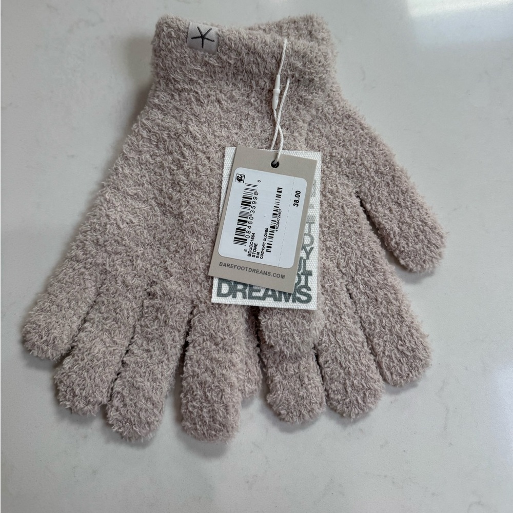 NWT Barefoot Dreams Gloves
